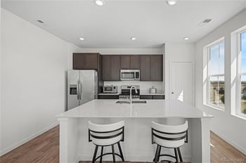 1980 Fultondale Ct, Aurora, CO 80018