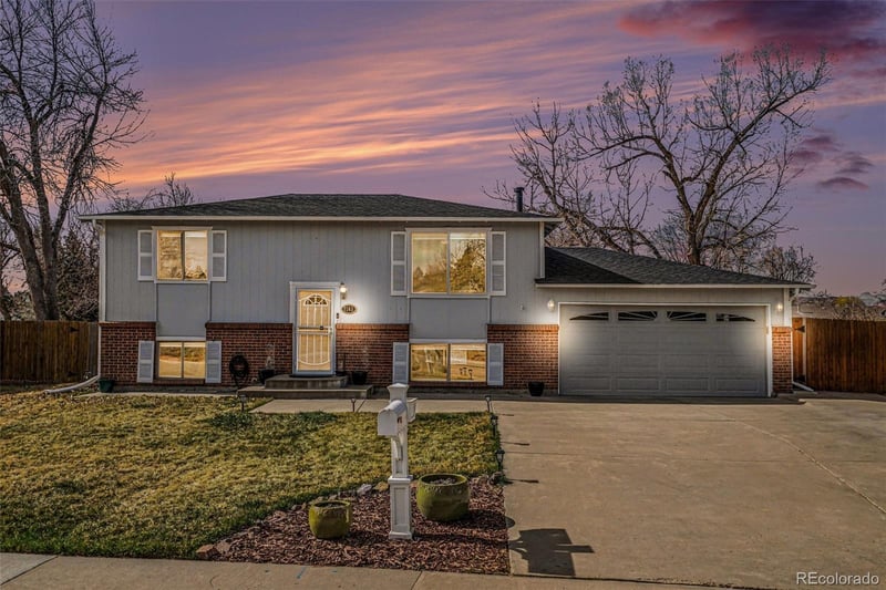 7163 Swadley Ct, Arvada, CO 80004