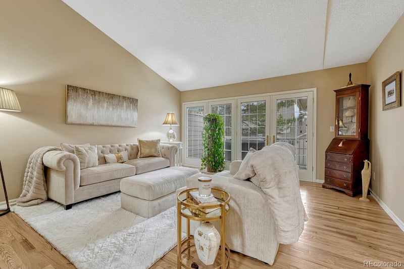 9356 Bauer Ct, Lone Tree, CO 80124