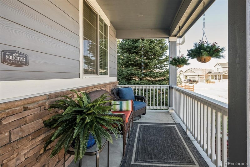 21470 Union Dr, Aurora, CO 80015