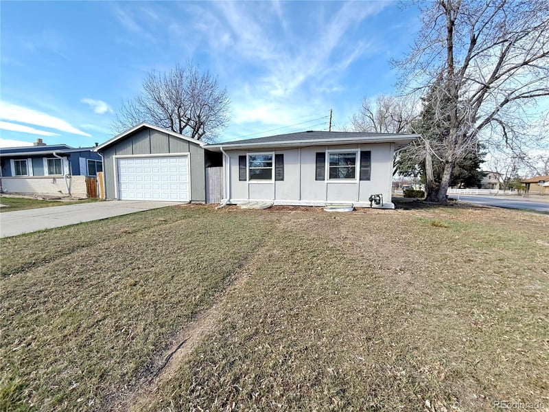 895 Garrison St, Lakewood, CO 80226