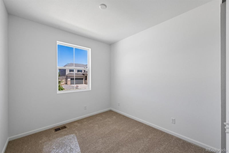 4220 Orangewood Dr, Johnstown, CO 80534