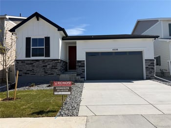 4220 Orangewood Dr, Johnstown, CO 80534