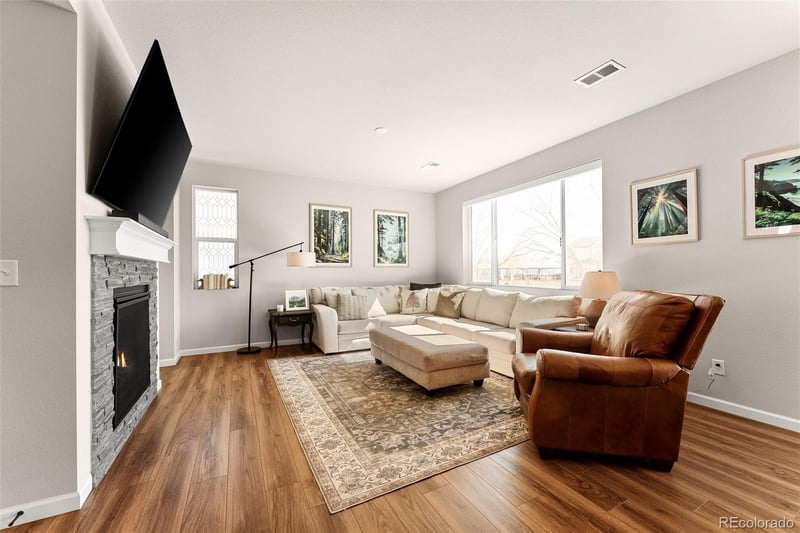 3392 Dryden Pl, Mead, CO 80542