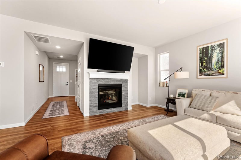 3392 Dryden Pl, Mead, CO 80542