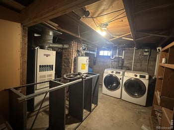 8594 Mineral Rd, Longmont, CO 80503