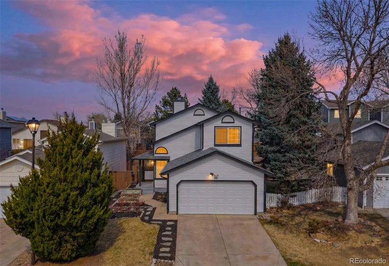 581 Longfellow Ln, Highlands Ranch, CO 80126