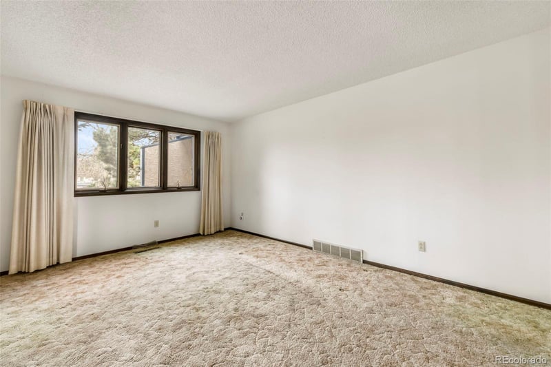 4302 Valli Vista Rd, Colorado Springs, CO 80915