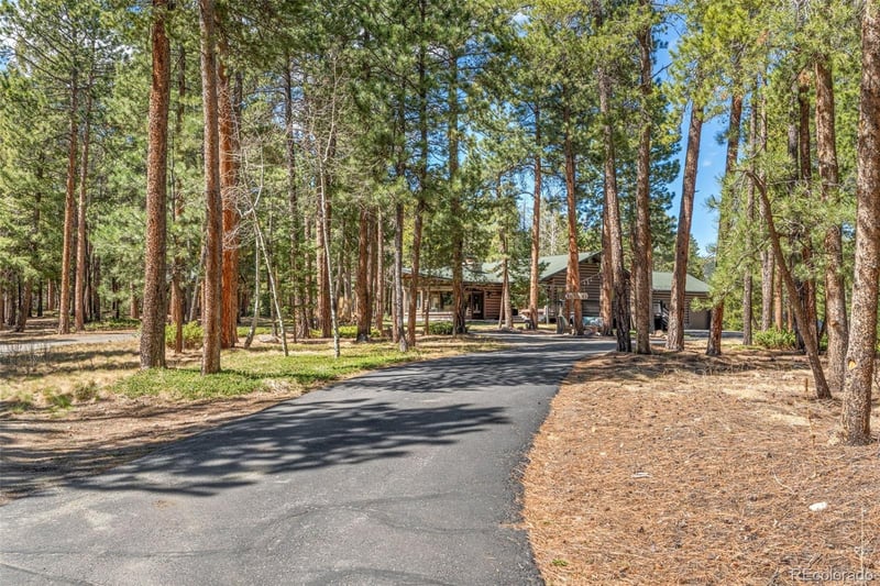 23550 Pleasant Park Rd, Conifer, CO 80433