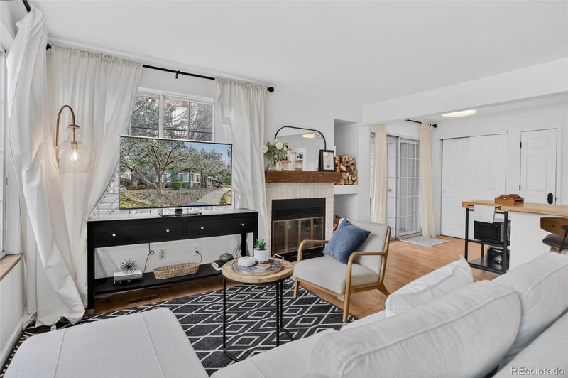 886 S Reed Ct #E, Lakewood, CO 80226
