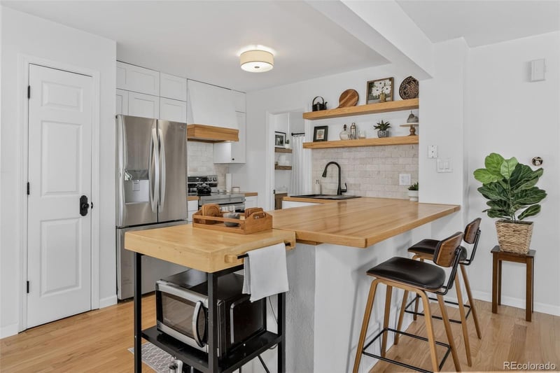 886 S Reed Ct #E, Lakewood, CO 80226