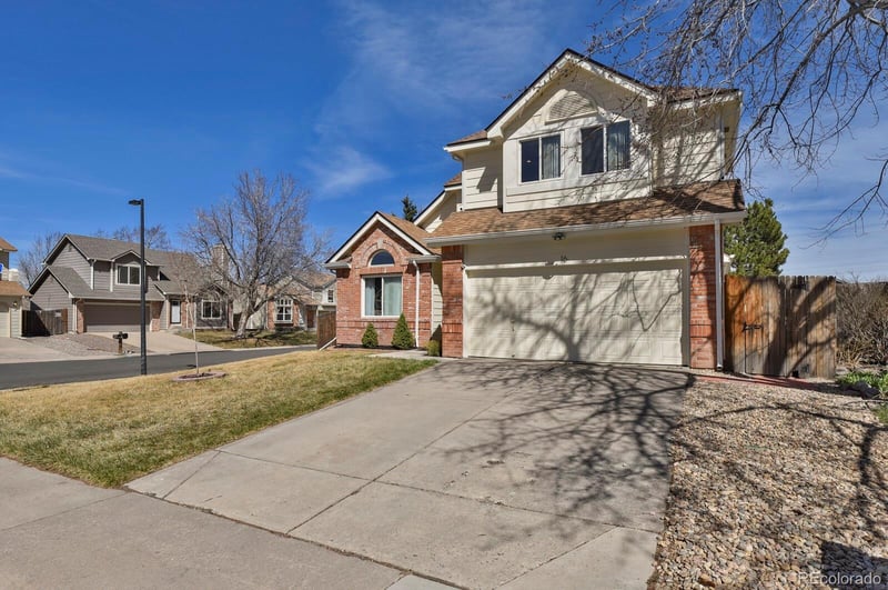 16 Amherst St, Castle Rock, CO 80104