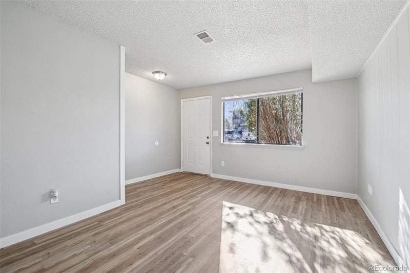 904 Excalibur St, Lafayette, CO 80026