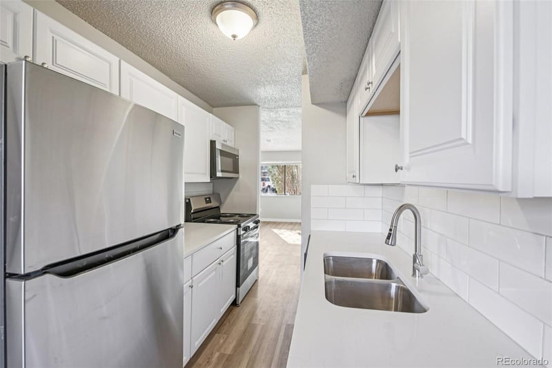 904 Excalibur St, Lafayette, CO 80026