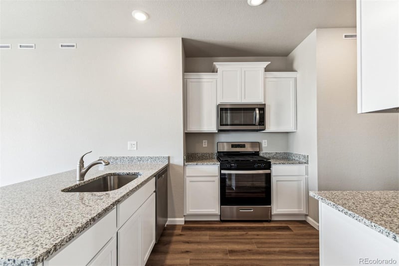 17879 93rd Pl, Commerce City, CO 80022