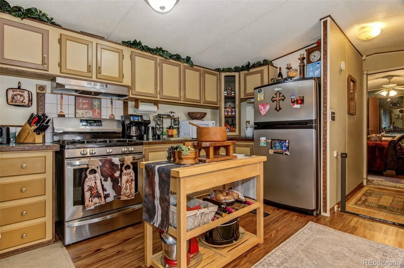 5150 Airport Rd, Colorado Springs, CO 80916