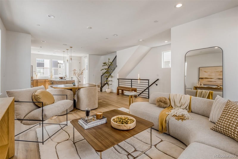 10994 Geddes Pl, Centennial, CO 80112