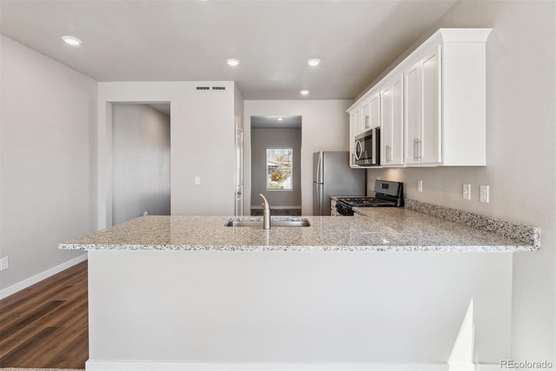 17849 93rd Pl, Commerce City, CO 80022