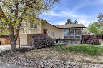 8397 Yarrow Ct, Arvada, CO 80005