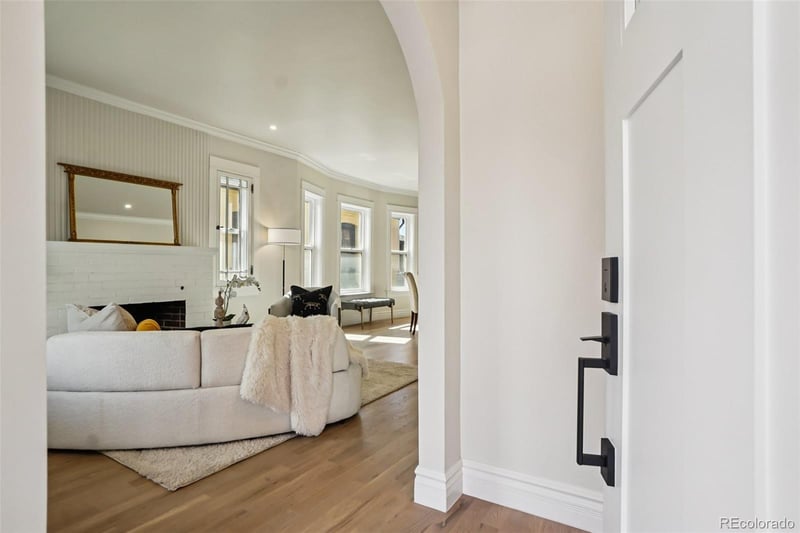 851 Washington St, Denver, CO 80209