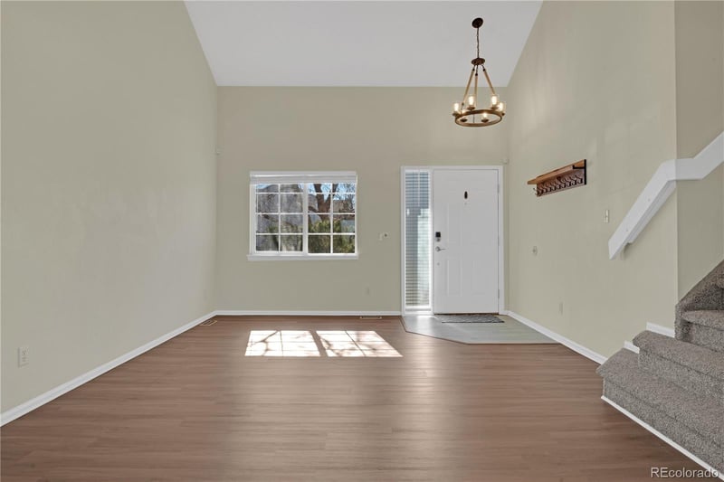 5335 Ukraine Way, Aurora, CO 80015