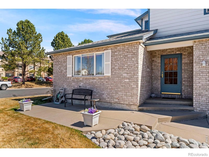 2410 Key Ct, Longmont, CO 80501