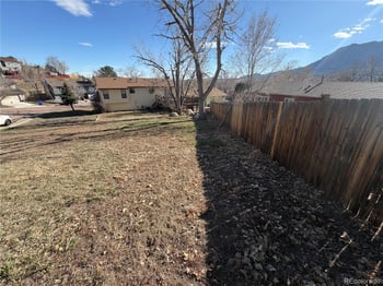 3660 Suncrest Ct, Colorado Springs, CO 80906