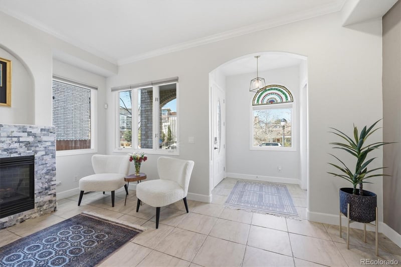 258 Monroe St, Denver, CO 80209