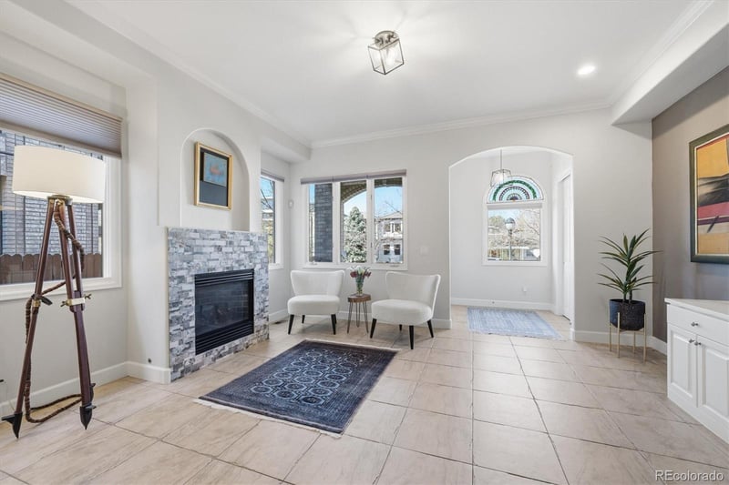 258 Monroe St, Denver, CO 80209