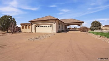 33 Stagecoach Ln, Fort Morgan, CO 80701