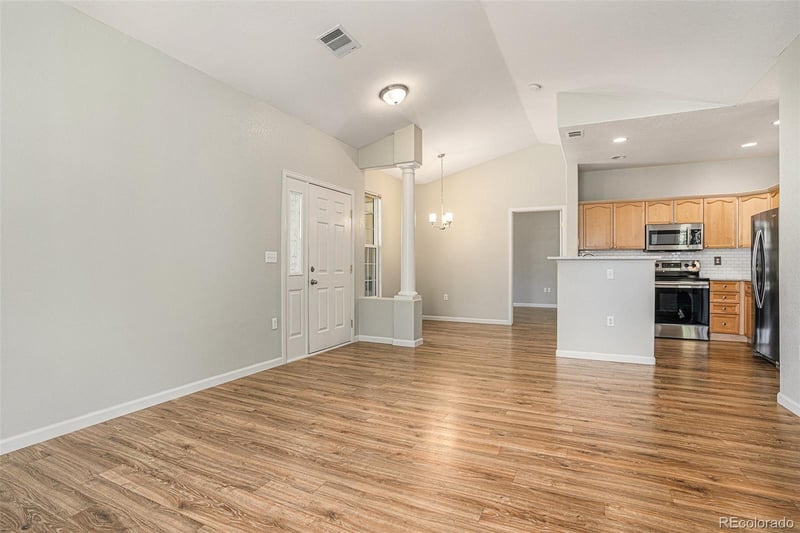 4085 Crystal Cir #202, Aurora, CO 80014