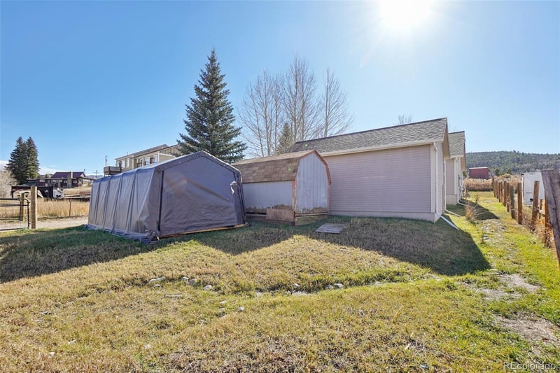 133 Grand Ave, Hot Sulphur Springs, CO 80451