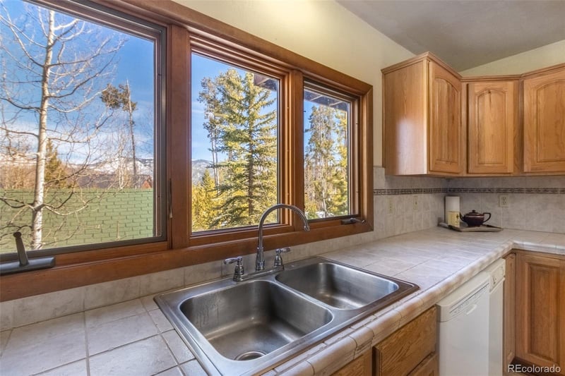 90 Gcr 4945 , Grand Lake, CO 80447