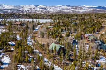 90 Gcr 4945 , Grand Lake, CO 80447