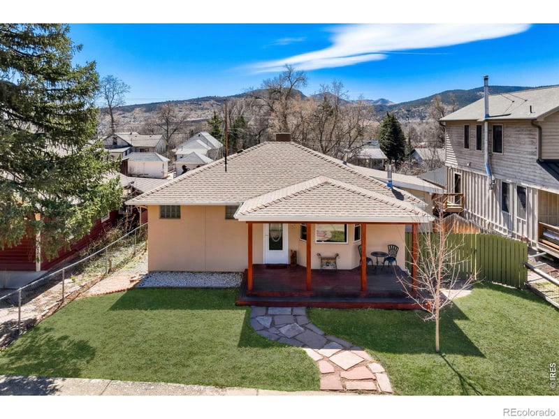 245 High St, Lyons, CO 80540