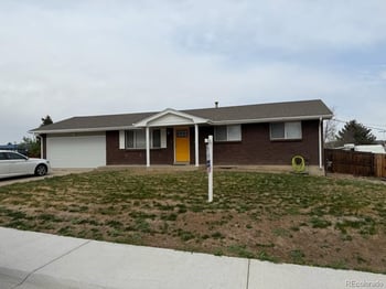 425 Starlight Rd, Thornton, CO 80260