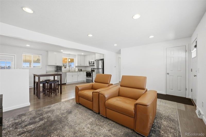 425 Starlight Rd, Thornton, CO 80260