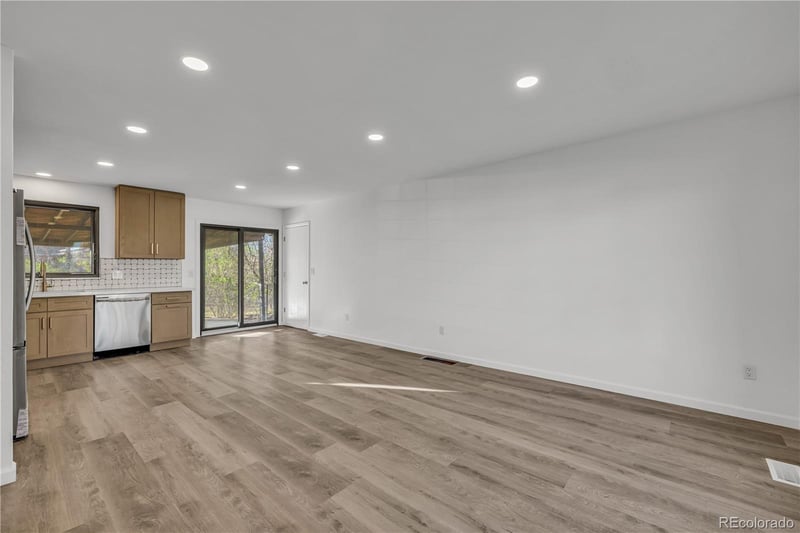 9409 Brentwood St, Broomfield, CO 80021