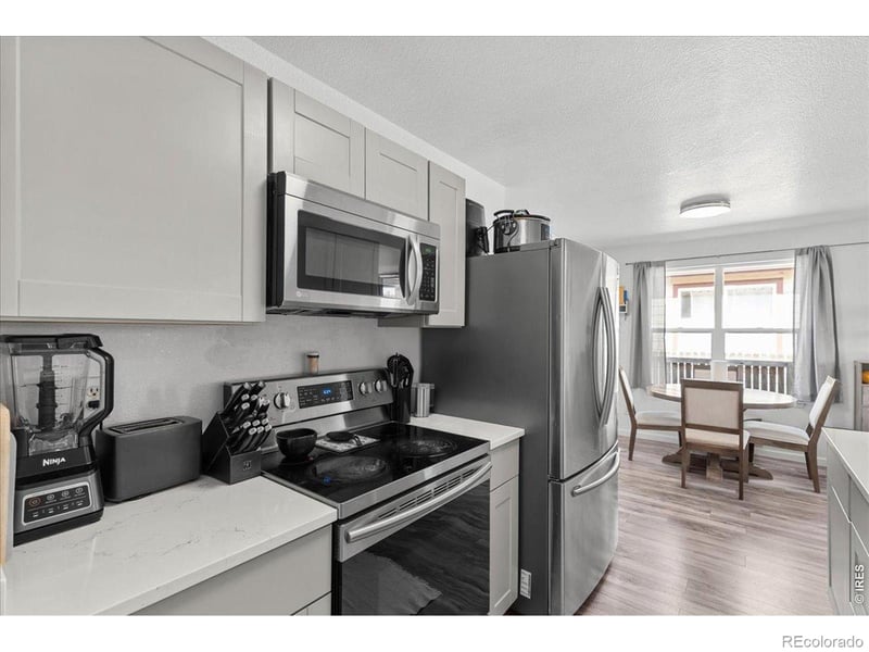 832 Thornhill Pl, Fort Collins, CO 80524