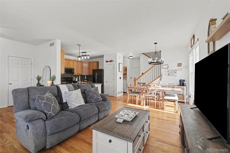 7242 High St, Longmont, CO 80504