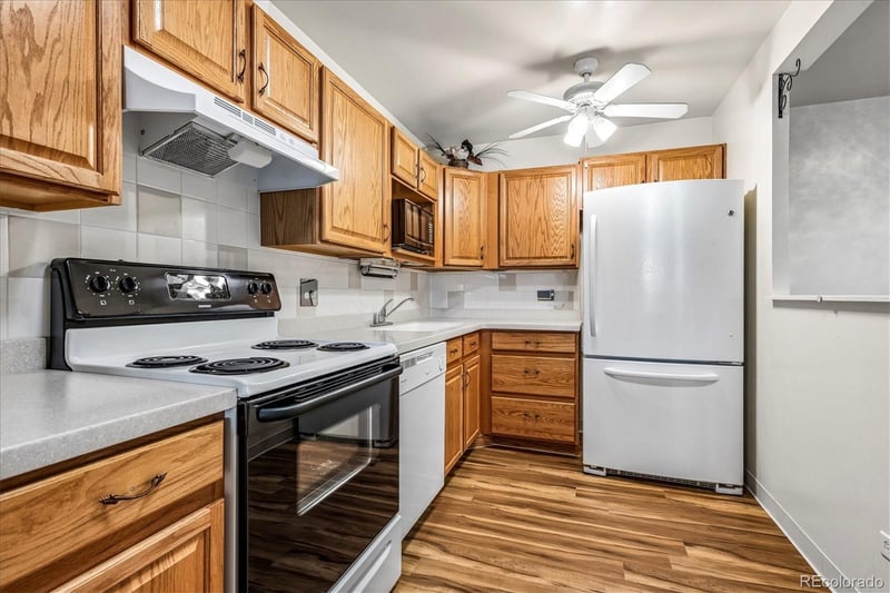 675 Alton Way #3D, Denver, CO 80247