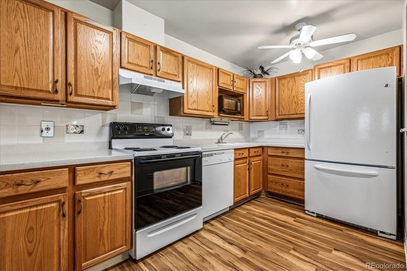 675 Alton Way #3D, Denver, CO 80247