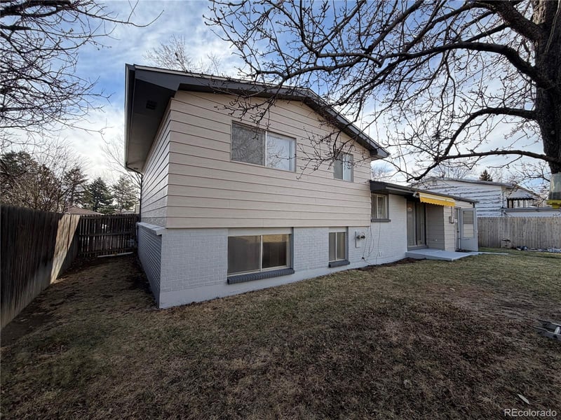 323 Robb Way, Lakewood, CO 80226