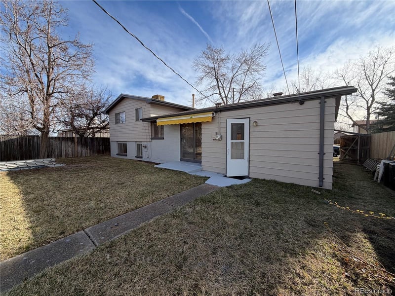 323 Robb Way, Lakewood, CO 80226