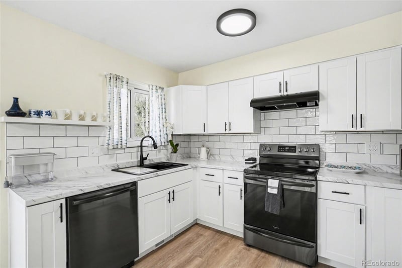 765 Aegean Dr, Lafayette, CO 80026