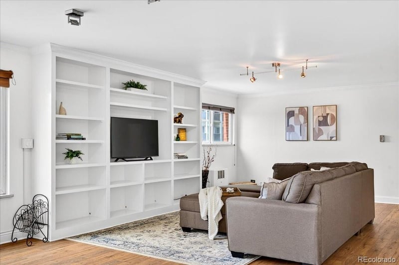 855 Pennsylvania St #411, Denver, CO 80203