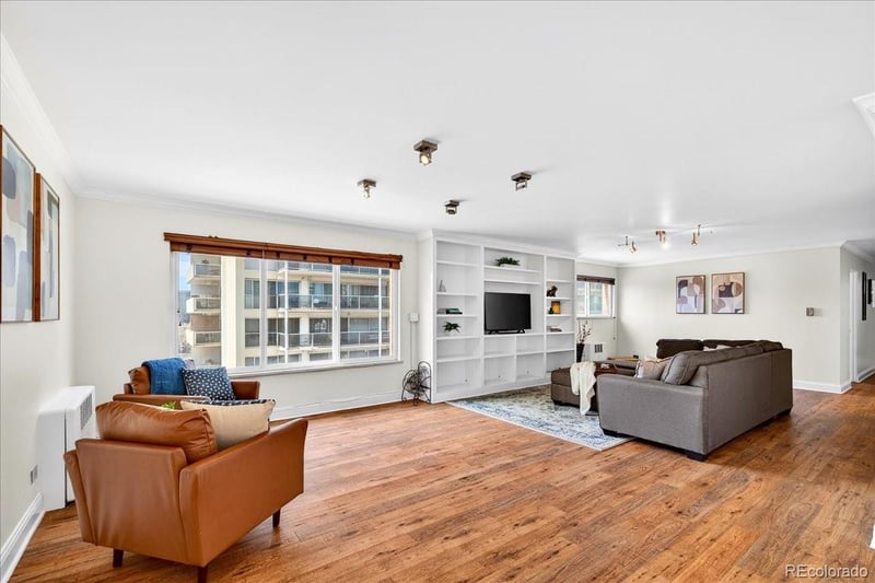 855 Pennsylvania St #411, Denver, CO 80203