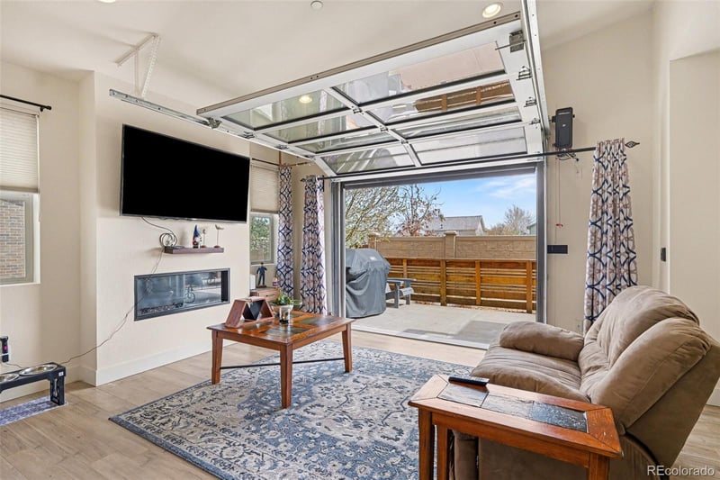 19596 Sunset Cir, Centennial, CO 80015