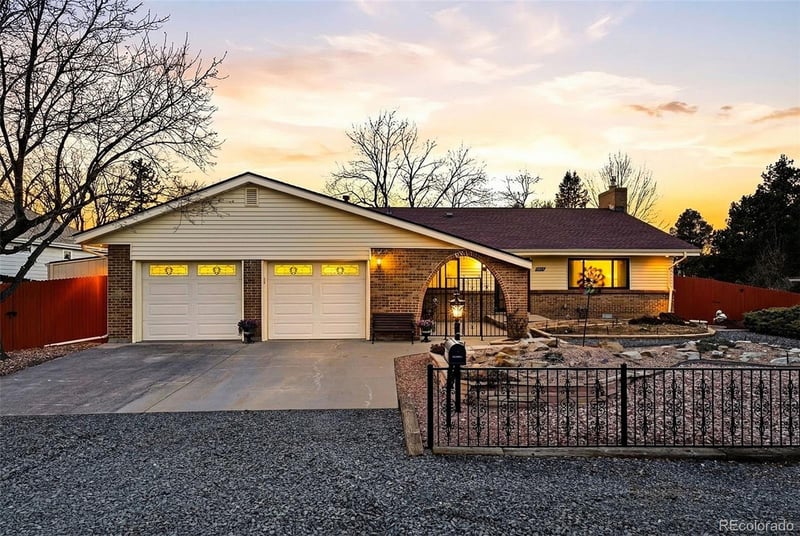 1055 Elmira St, Denver, CO 80247