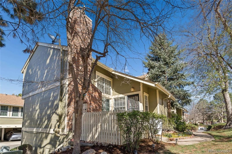 2003 Helena St #D, Aurora, CO 80013